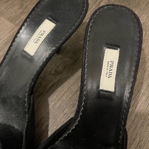 Prada heels. Size Eu 39, US 8.5. Good condition. Suede and leather - Picture 7 of 7